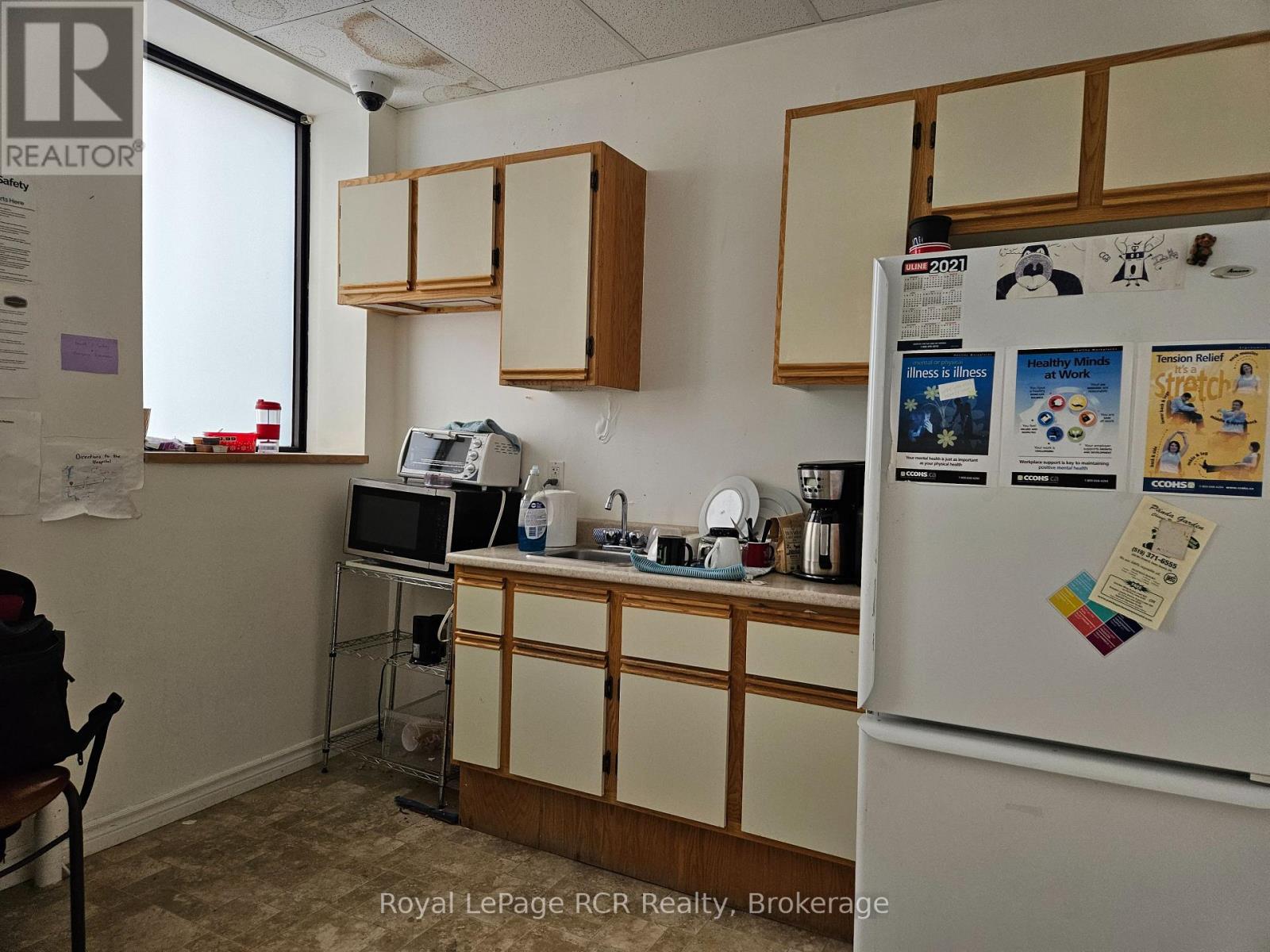 236 8th Street E, Owen Sound, Ontario N4K 1L1 - Photo 15 - X12537668