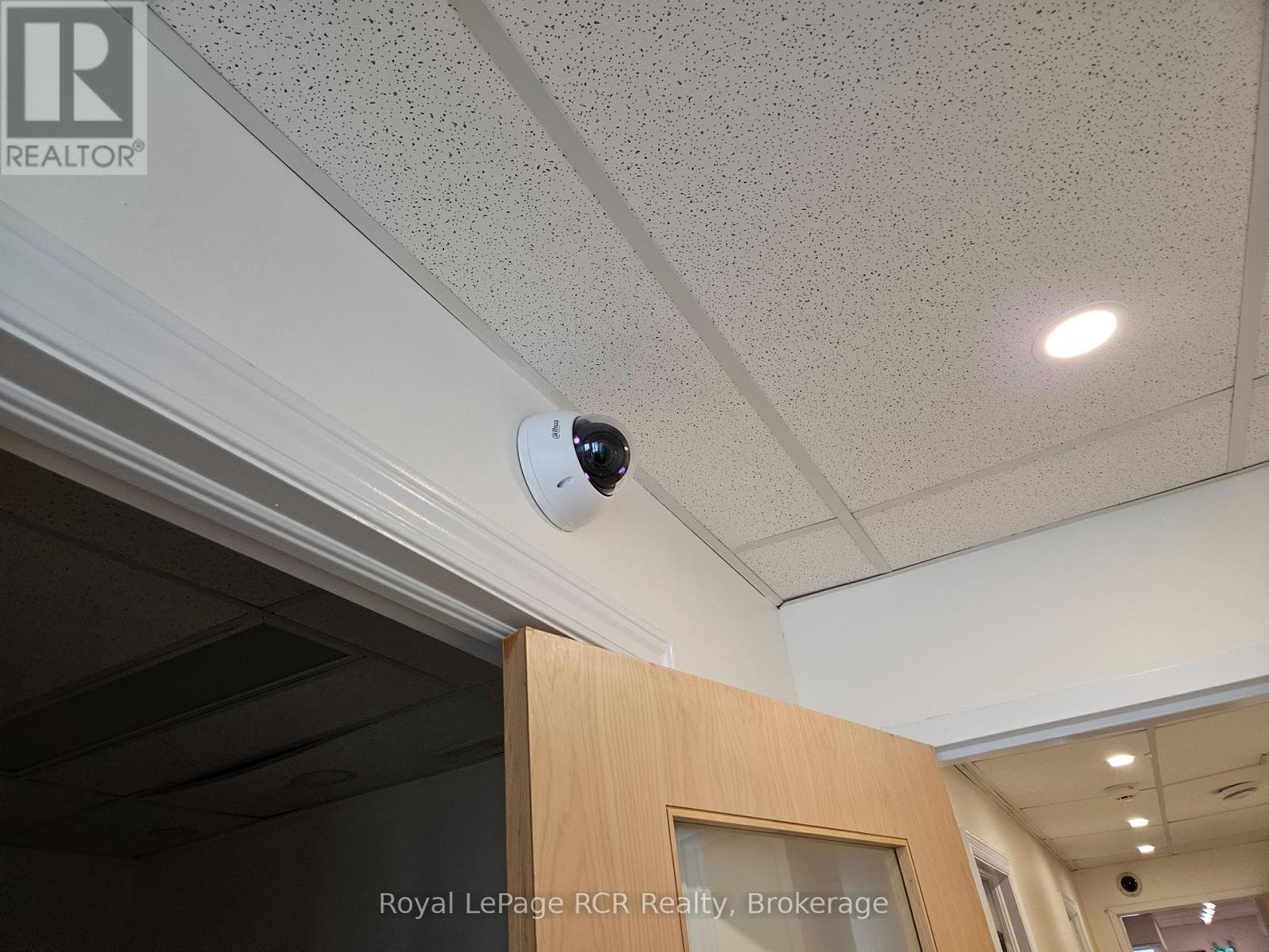 236 8th Street E, Owen Sound, Ontario N4K 1L1 - Photo 17 - X12537668