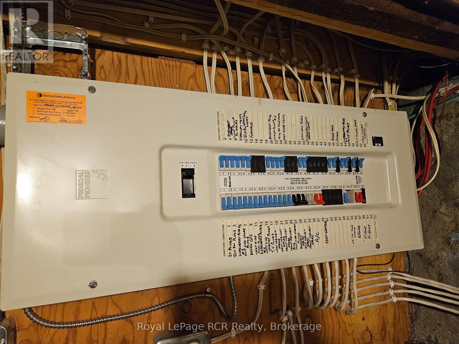 236 8th Street E, Owen Sound, Ontario N4K 1L1 - Photo 21 - X12537668