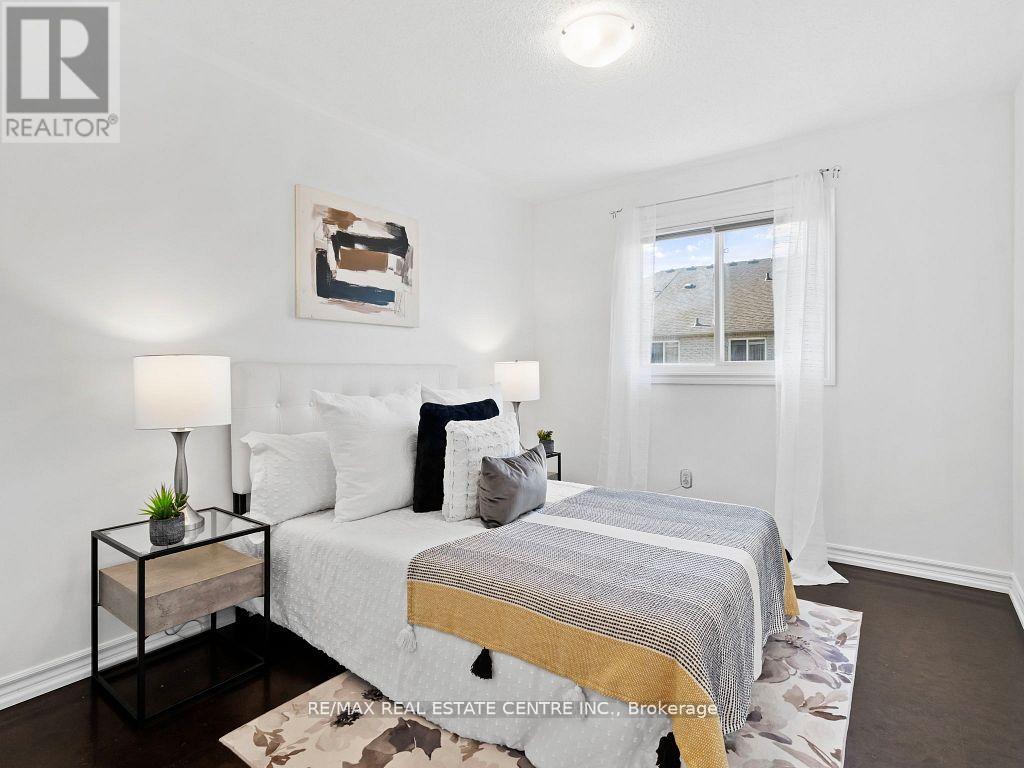 27 Martell Gate, Aurora, Ontario  L4G 0B9 - Photo 27 - N12427581