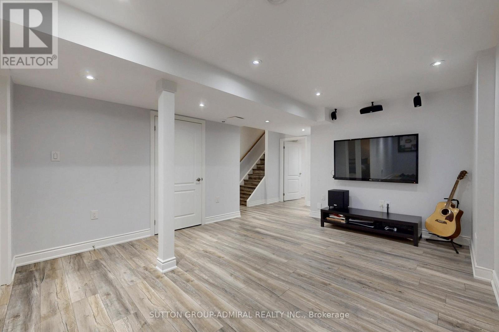 51 Abbeywood Gate W, Vaughan, Ontario  L4J 8P1 - Photo 25 - N12537402