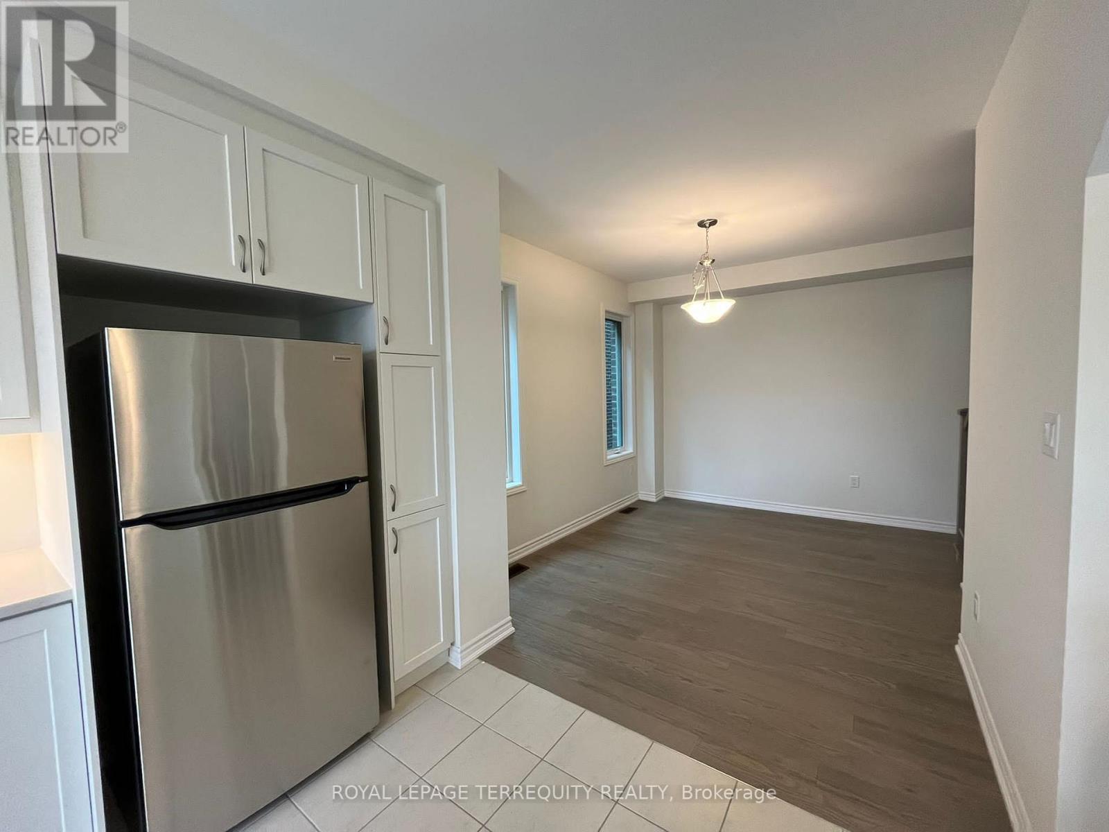 69 Therma Crescent, Markham, Ontario  L6C 3K9 - Photo 10 - N12537426