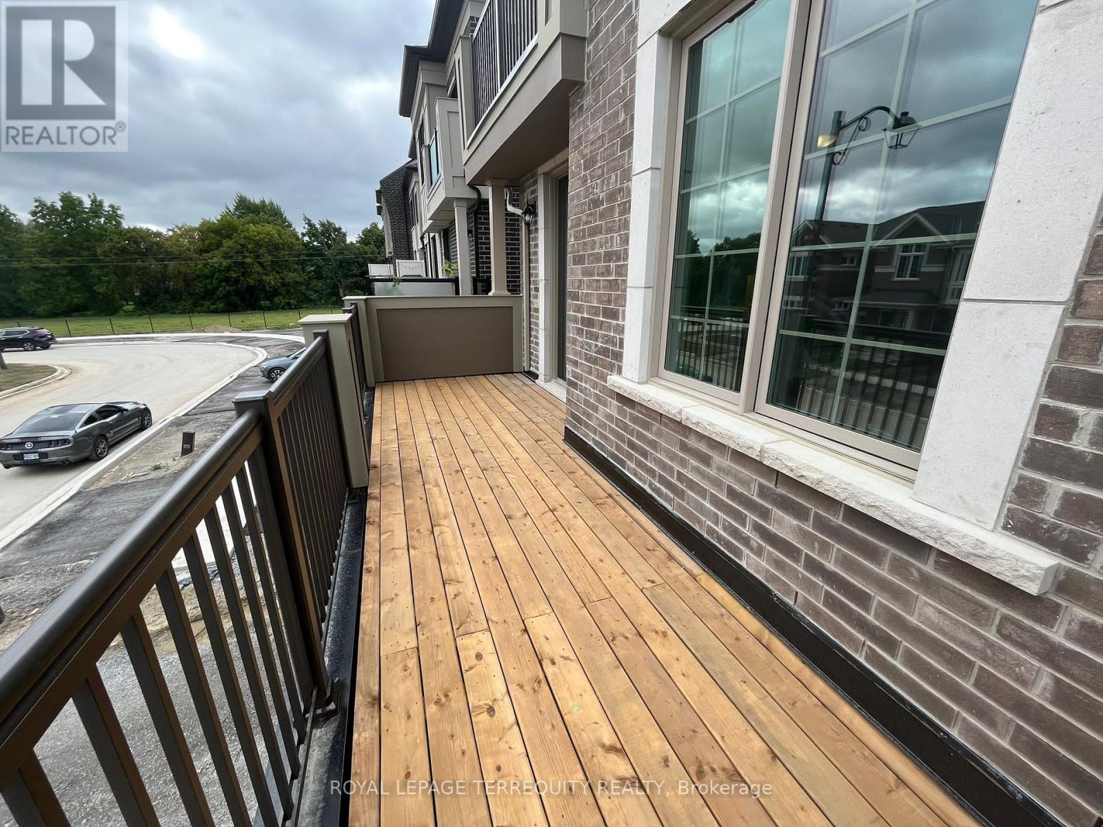 69 Therma Crescent, Markham, Ontario  L6C 3K9 - Photo 11 - N12537426