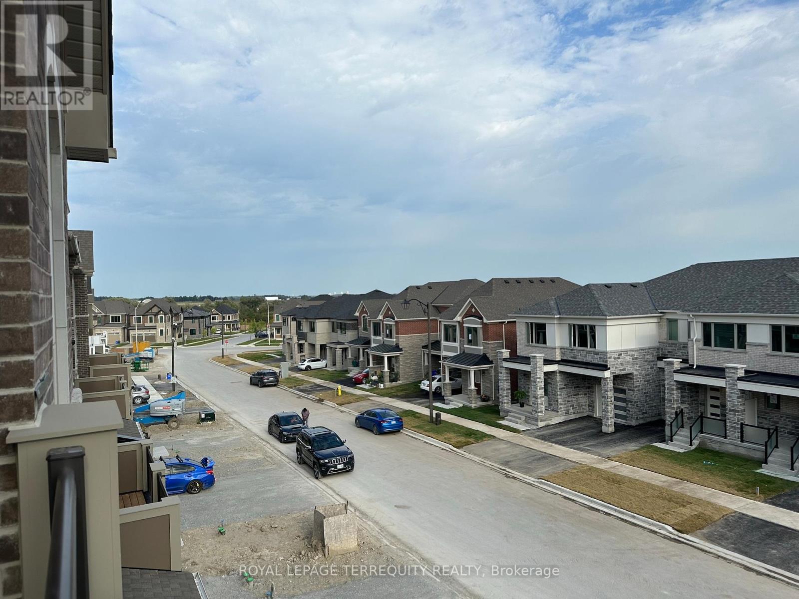 69 Therma Crescent, Markham, Ontario  L6C 3K9 - Photo 21 - N12537426