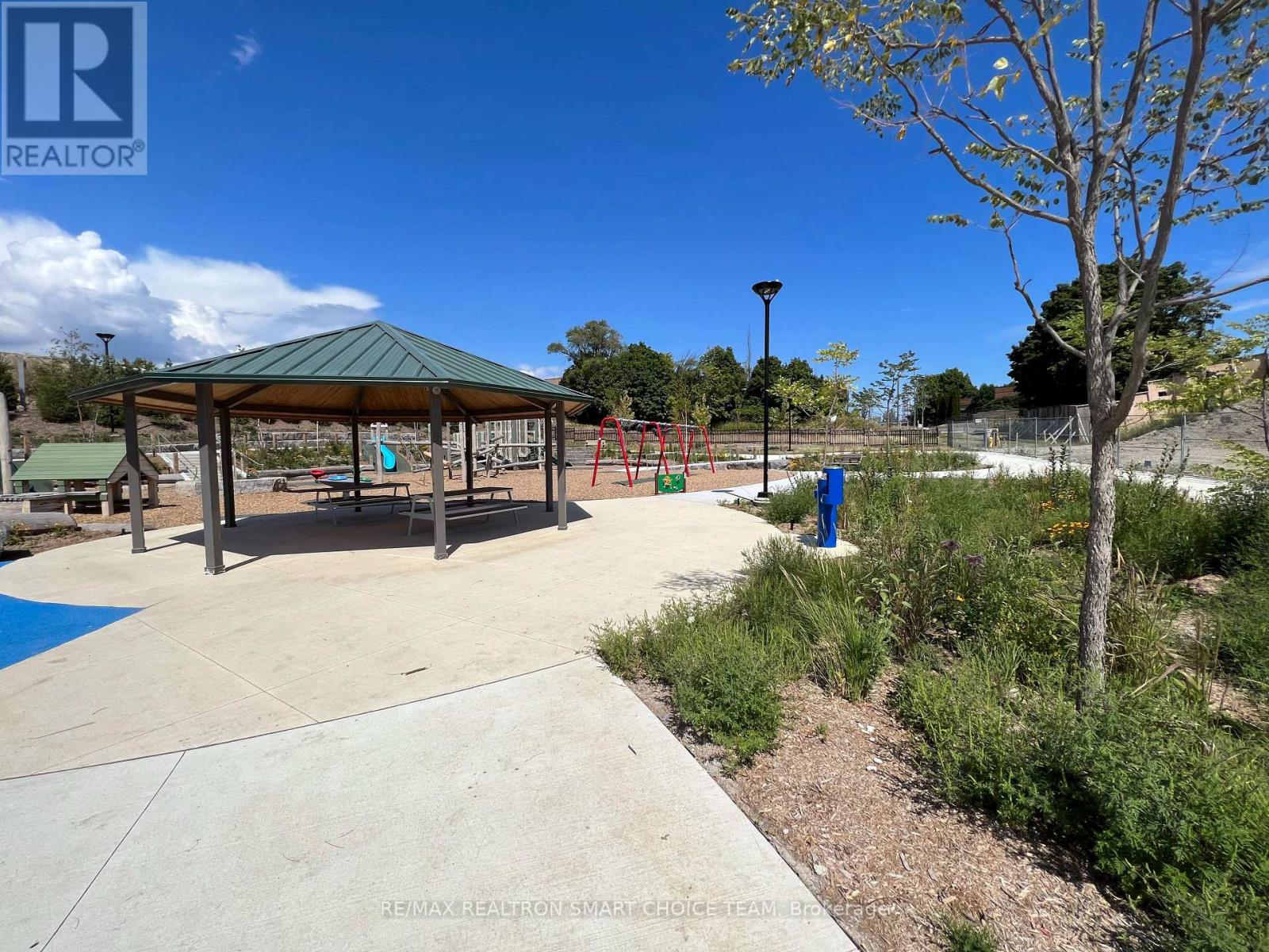 209 - 160 Canon Jackson Drive, Toronto, Ontario  M6M 0B6 - Photo 39 - W12524528