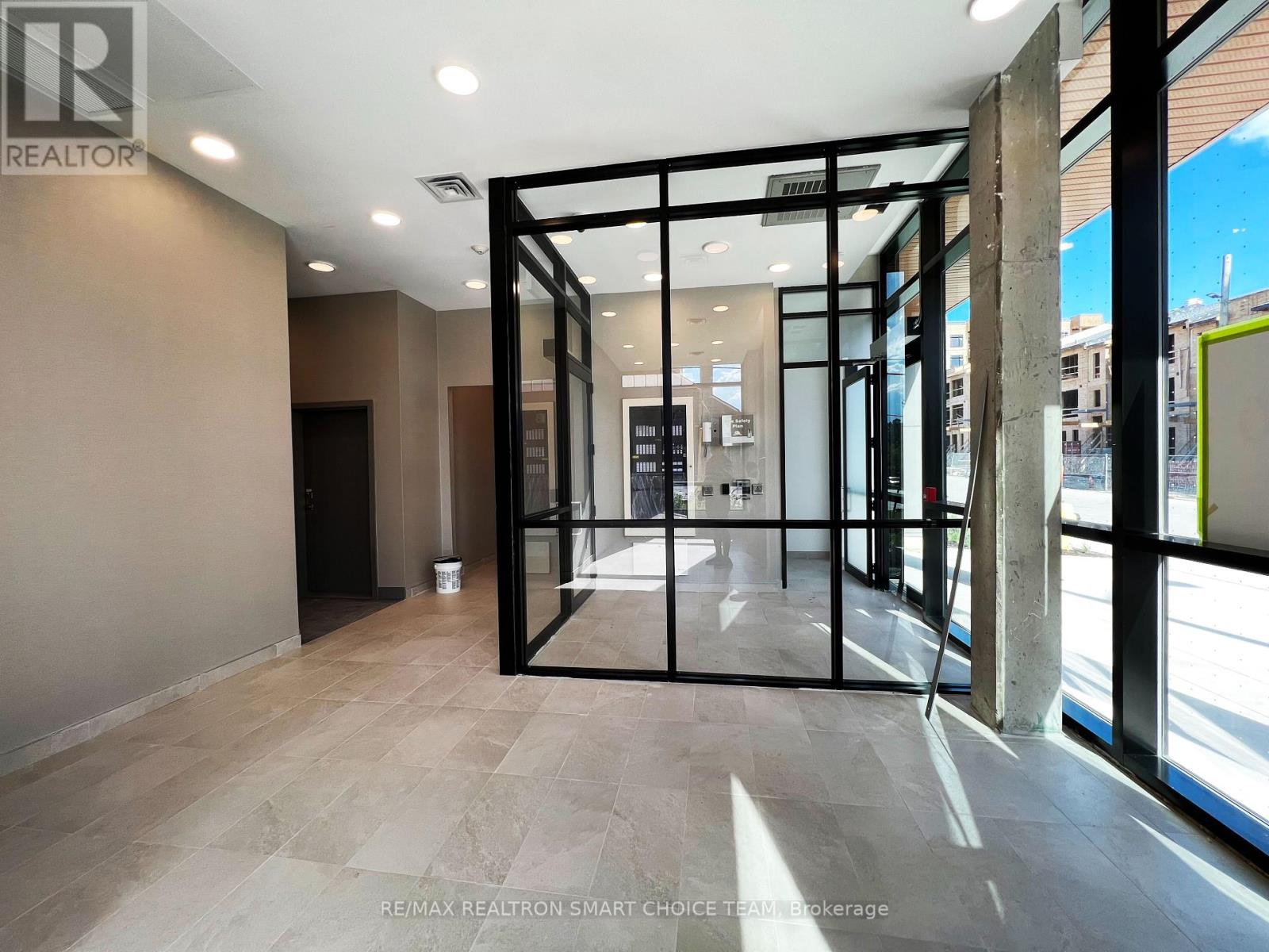 209 - 160 Canon Jackson Drive, Toronto, Ontario  M6M 0B6 - Photo 29 - W12524528