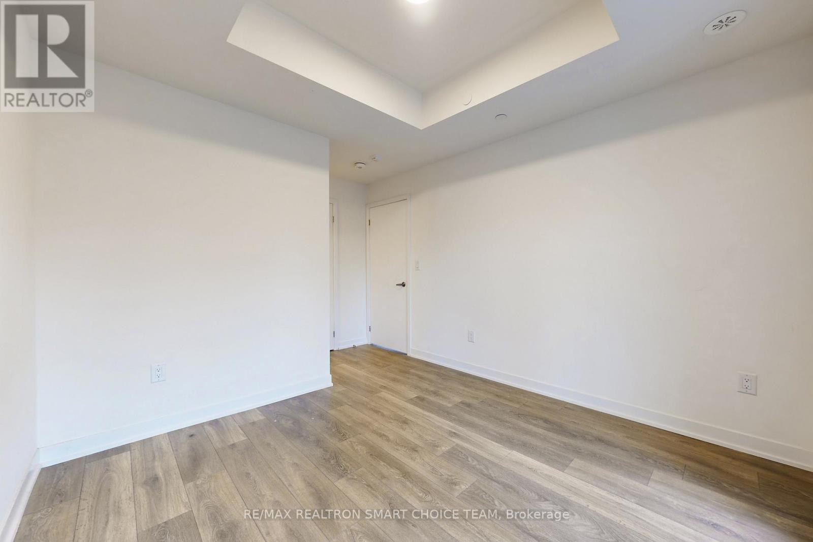 209 - 160 Canon Jackson Drive, Toronto, Ontario  M6M 0B6 - Photo 23 - W12524528