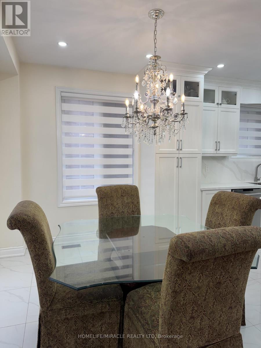 1 Orangeblossom Trail, Brampton, Ontario L6X 3B4 - Photo 5 - W12499380