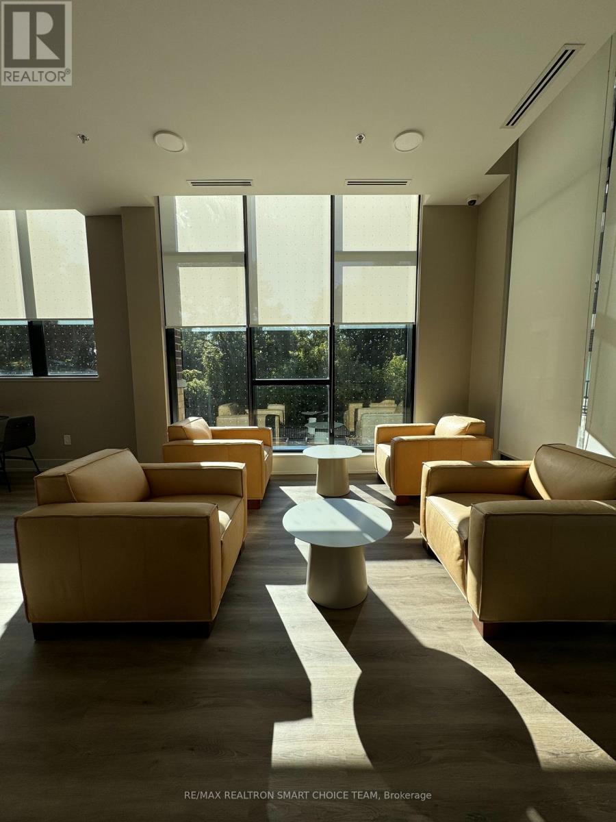 209 - 160 Canon Jackson Drive, Toronto, Ontario  M6M 0B6 - Photo 35 - W12524528