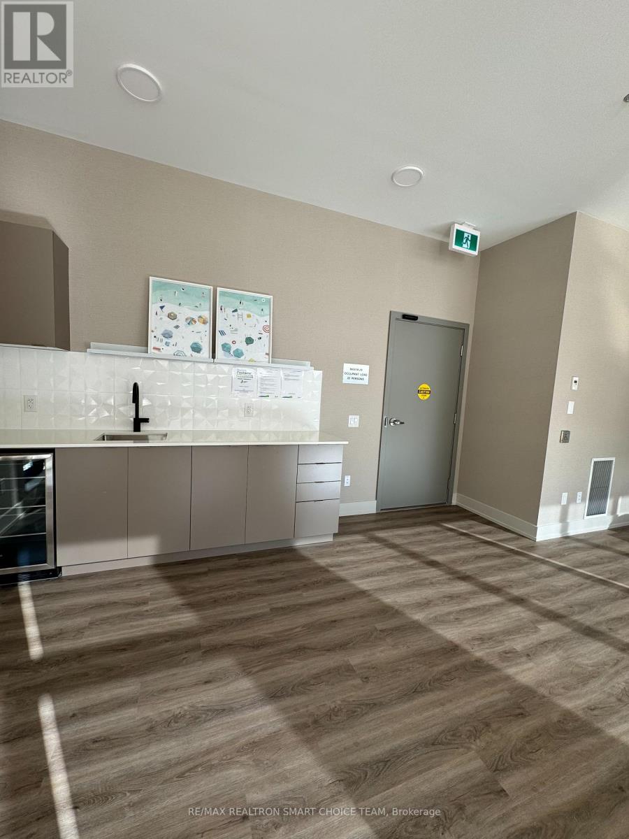 209 - 160 Canon Jackson Drive, Toronto, Ontario  M6M 0B6 - Photo 36 - W12524528