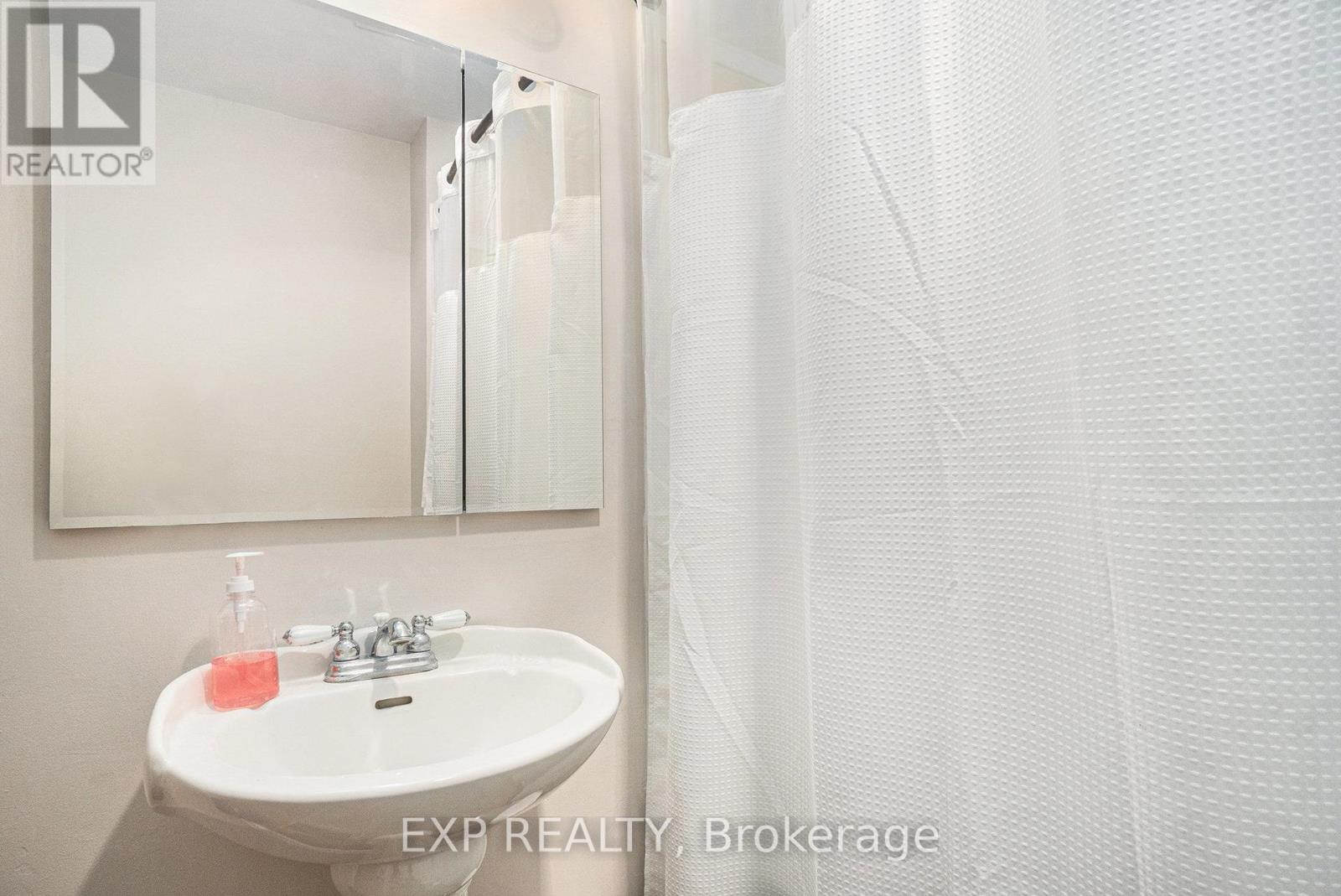 659 Montcalm Street, Casselman, Ontario  K0A 1M0 - Photo 12 - X12537534