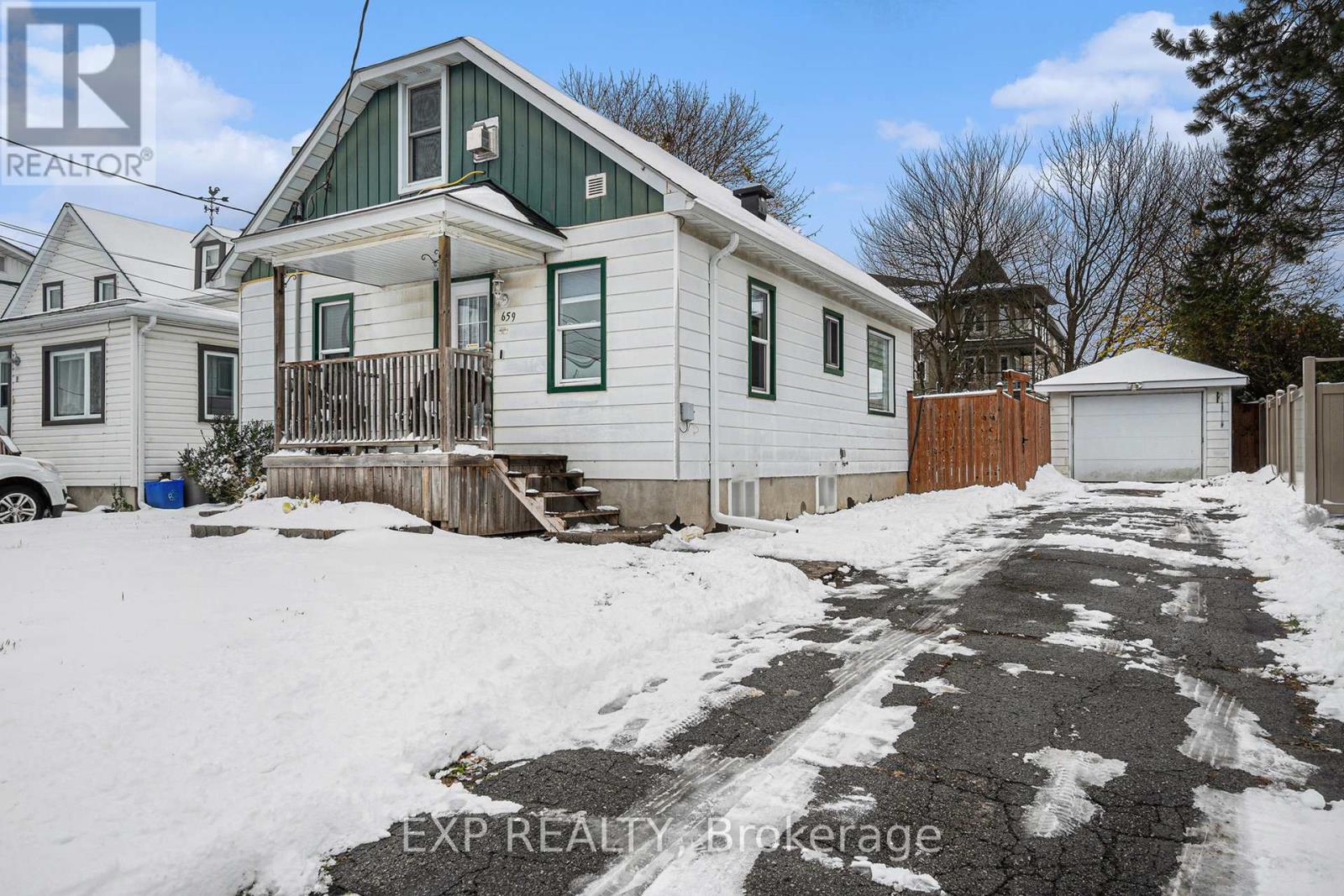 659 Montcalm Street, Casselman, Ontario  K0A 1M0 - Photo 2 - X12537534