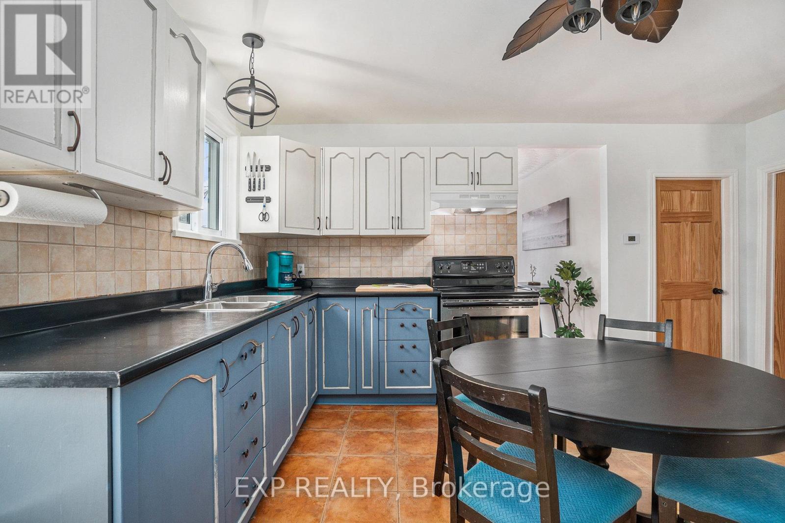 659 Montcalm Street, Casselman, Ontario  K0A 1M0 - Photo 9 - X12537534