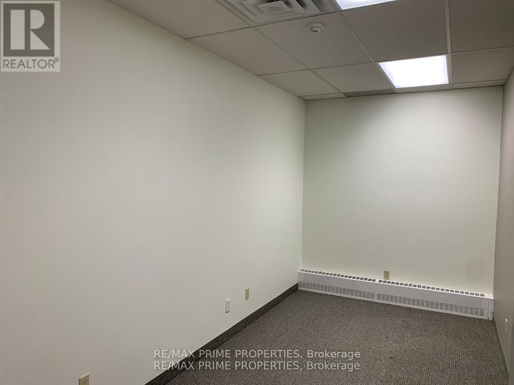 10 - 485 Industrial Avenue, Ottawa, Ontario K1G 0Z1 - Photo 5 - X12537576