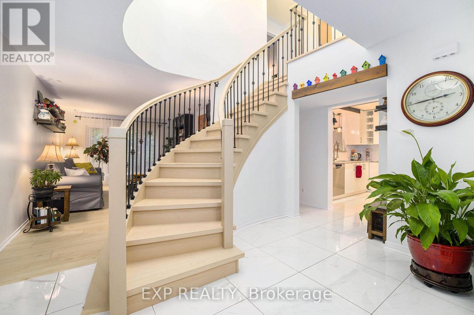 433 Pickford Drive, Ottawa, Ontario  K2L 3R6 - Photo 6 - X12537670