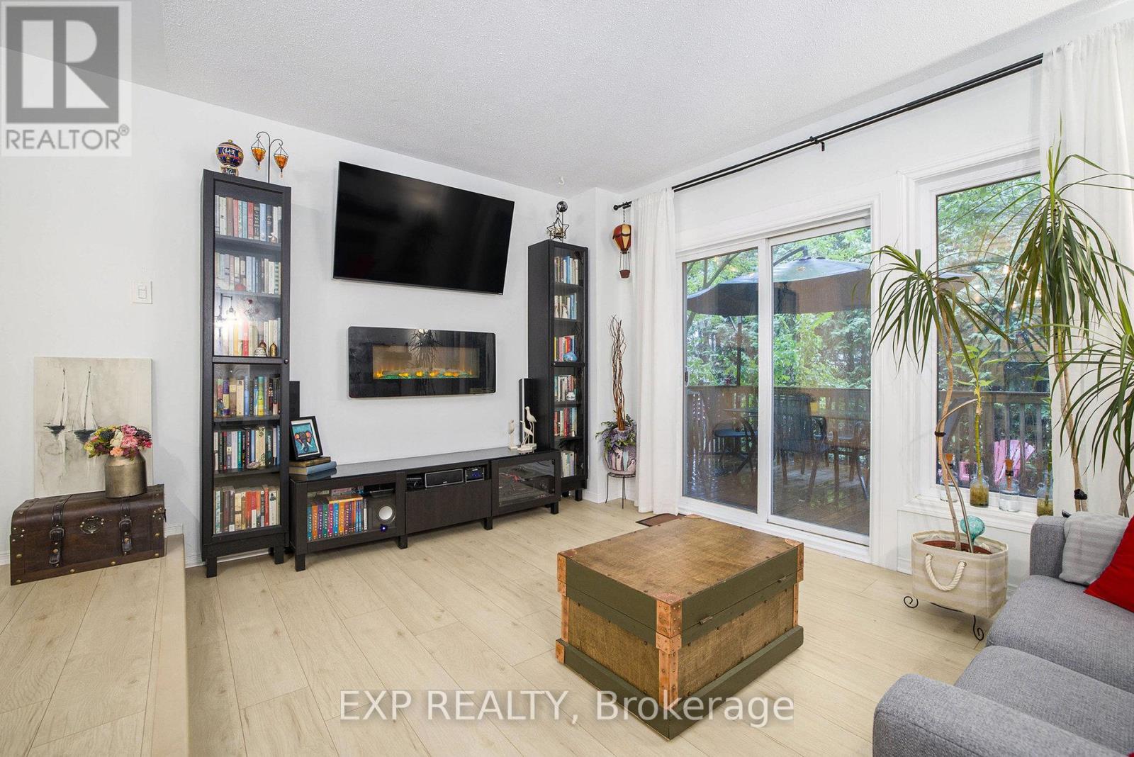 433 Pickford Drive, Ottawa, Ontario  K2L 3R6 - Photo 9 - X12537670