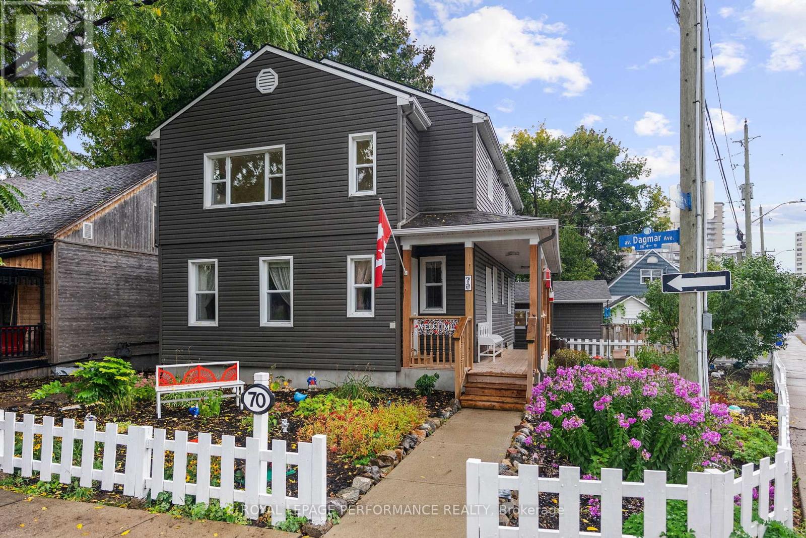 72 Dagmar Avenue, Ottawa, Ontario  K1L 5T4 - Photo 2 - X12537700