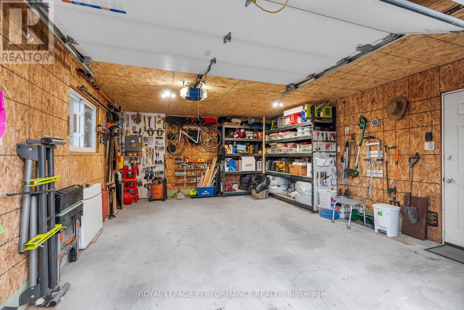 72 Dagmar Avenue, Ottawa, Ontario  K1L 5T4 - Photo 35 - X12537700