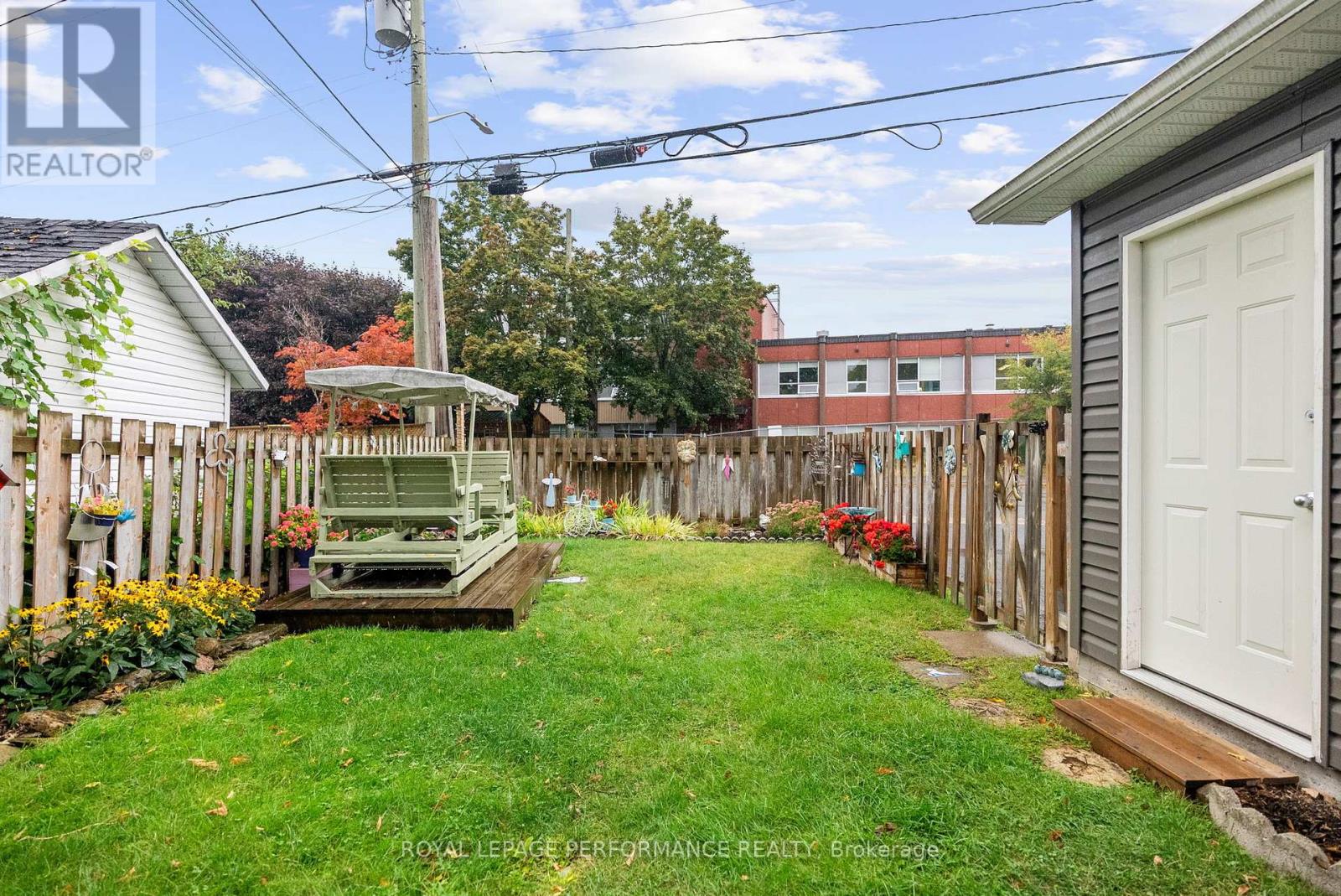 72 Dagmar Avenue, Ottawa, Ontario  K1L 5T4 - Photo 38 - X12537700