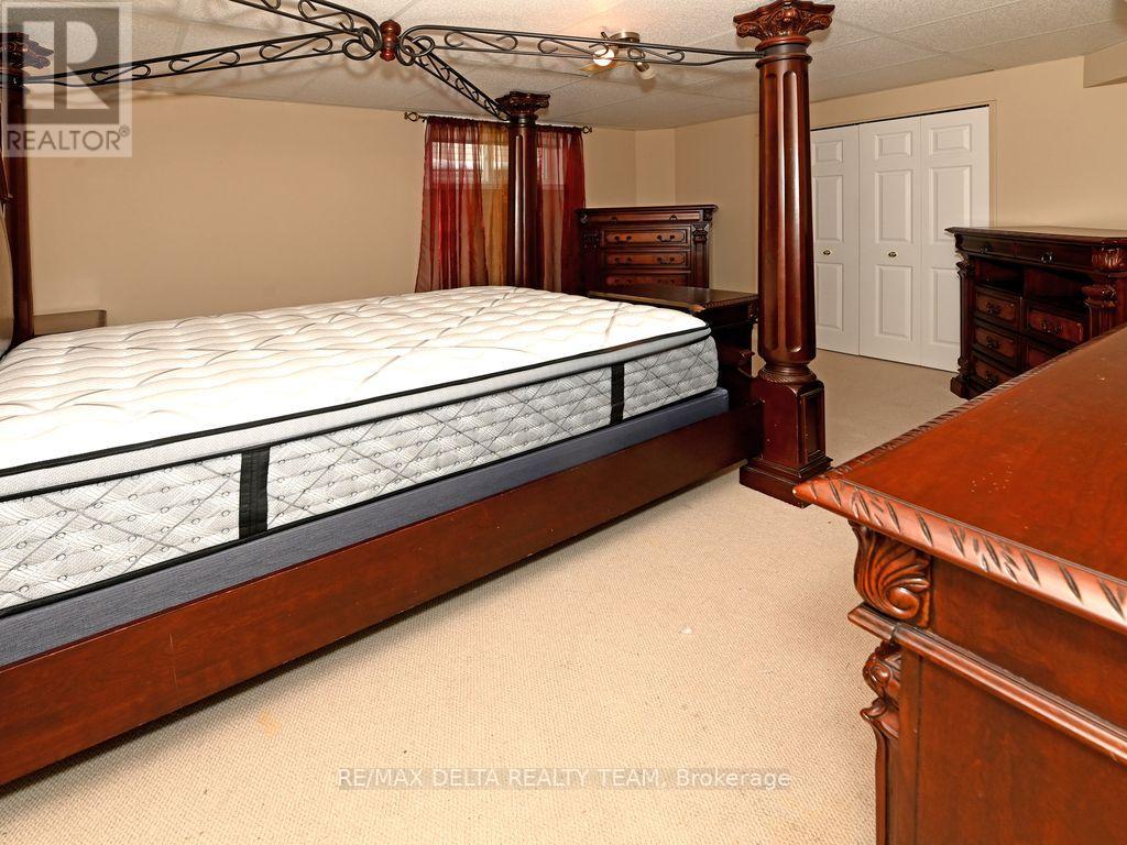 150 Sandra Crescent, Clarence-Rockland, Ontario  K4K 1N7 - Photo 22 - X12537734