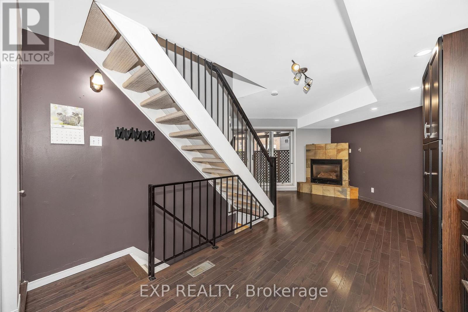 2 - 518 Lisgar Street, Ottawa, Ontario K1R 5H5 - Photo 10 - X12537746