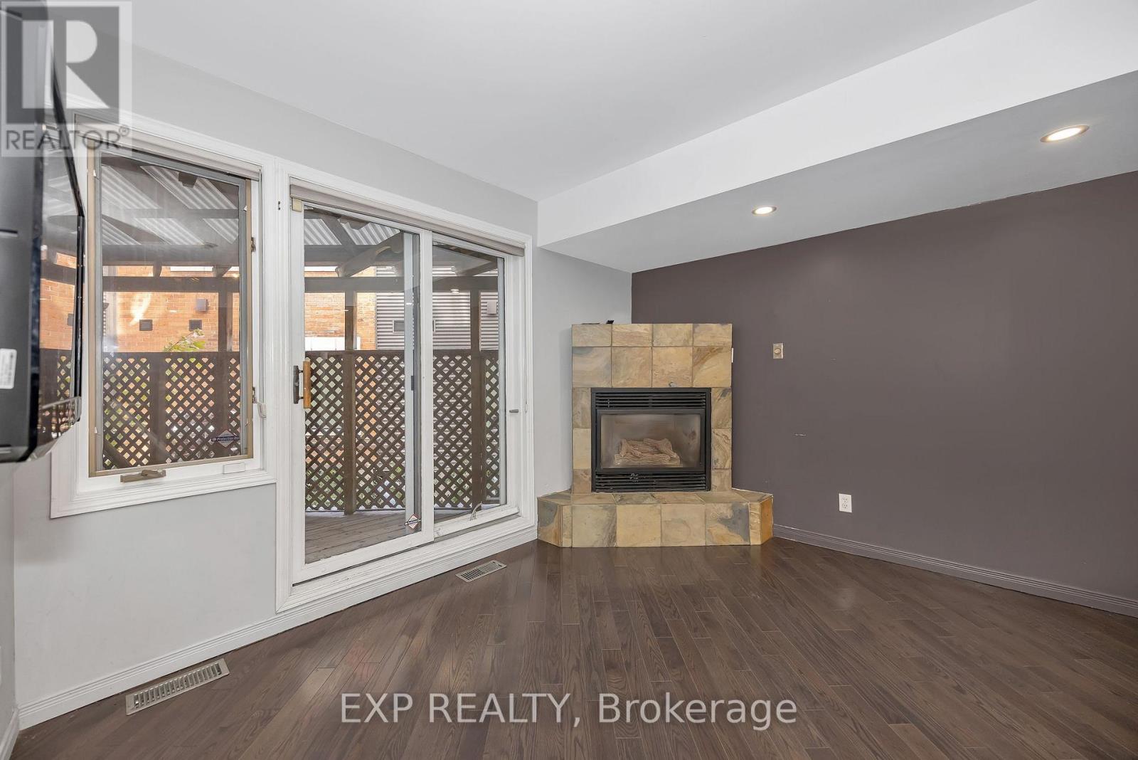 2 - 518 Lisgar Street, Ottawa, Ontario K1R 5H5 - Photo 15 - X12537746