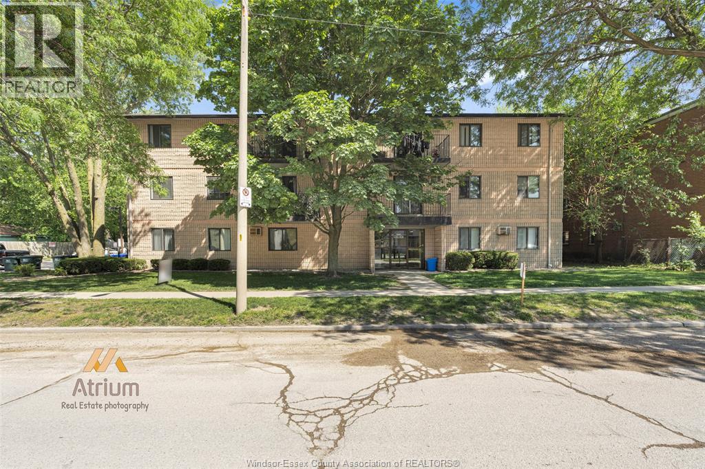 3355 SANDWICH STREET Unit# 102, windsor, Ontario