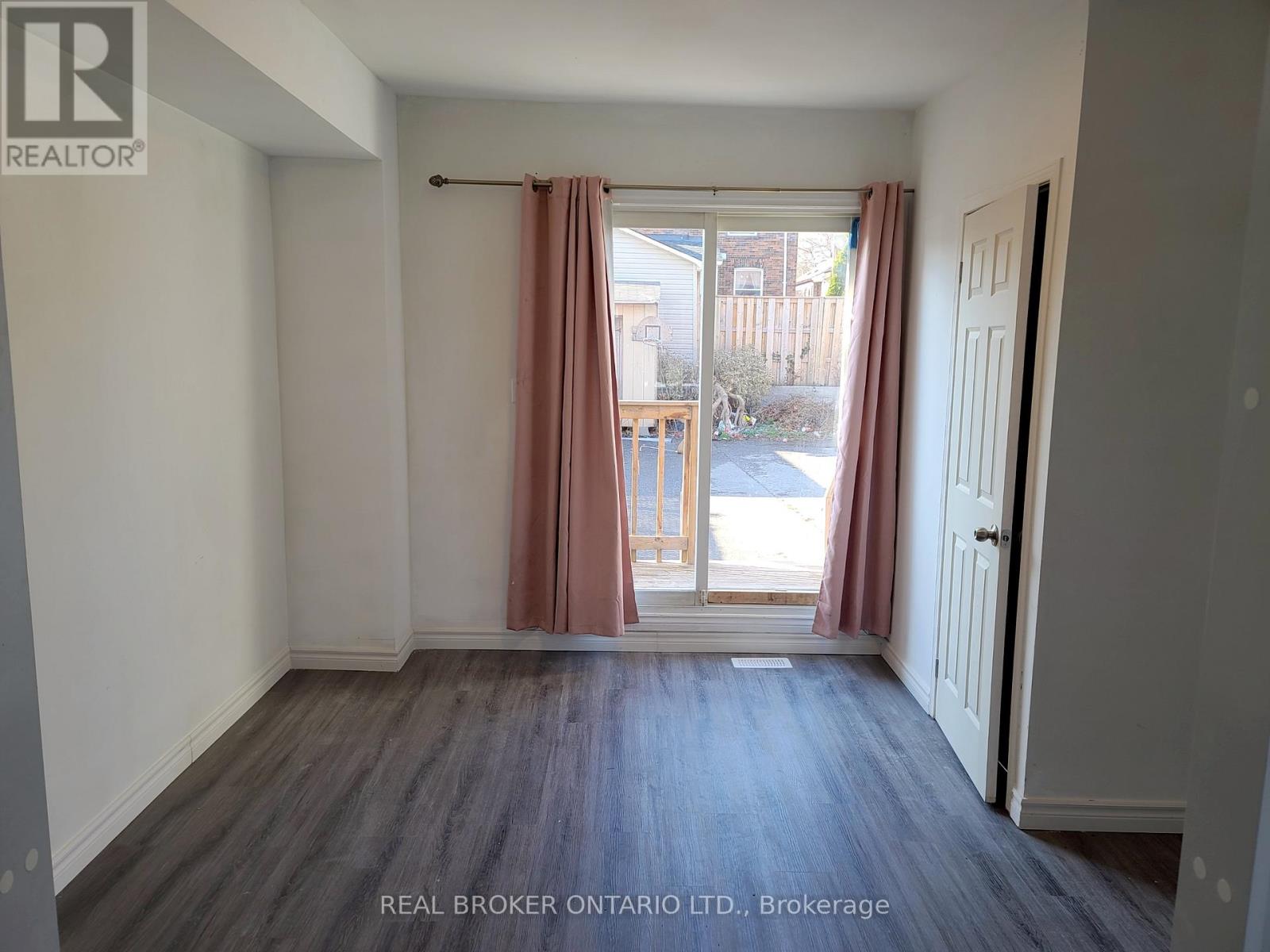 240 Ritson Road S, Oshawa, Ontario  L1H 5H7 - Photo 17 - E12537502