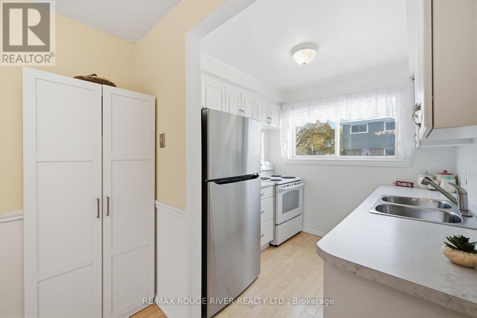 C3 - 400 Westwood Drive, Cobourg, Ontario  K9A 2B6 - Photo 8 - X12537718