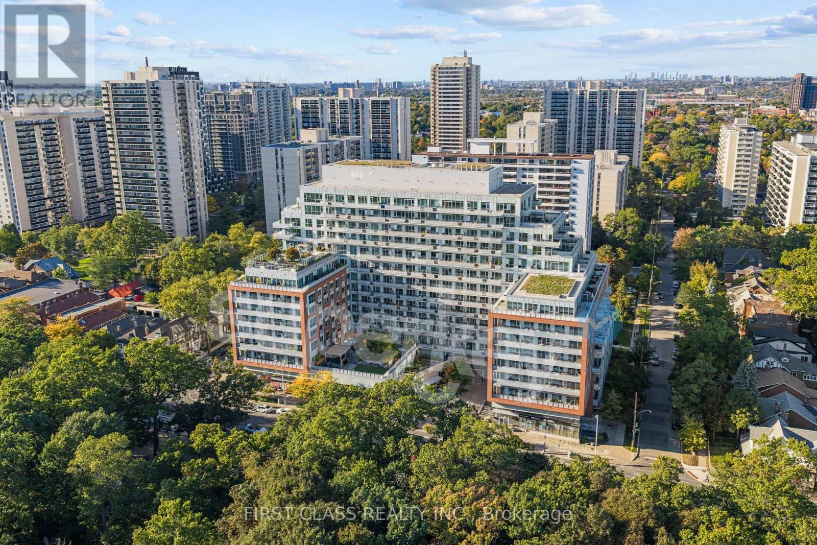 1020 - 1830 Bloor Street W, Toronto, Ontario M6P 0A2 - Photo 2 - W12537302