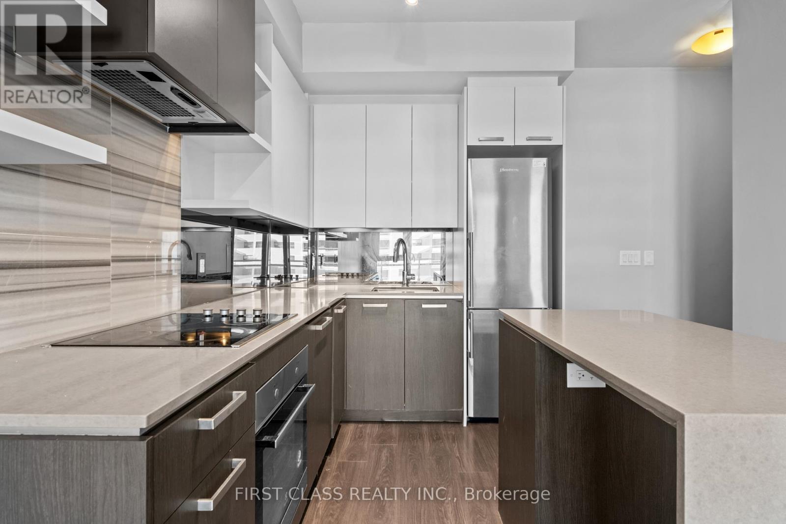 1020 - 1830 Bloor Street W, Toronto, Ontario M6P 0A2 - Photo 5 - W12537302