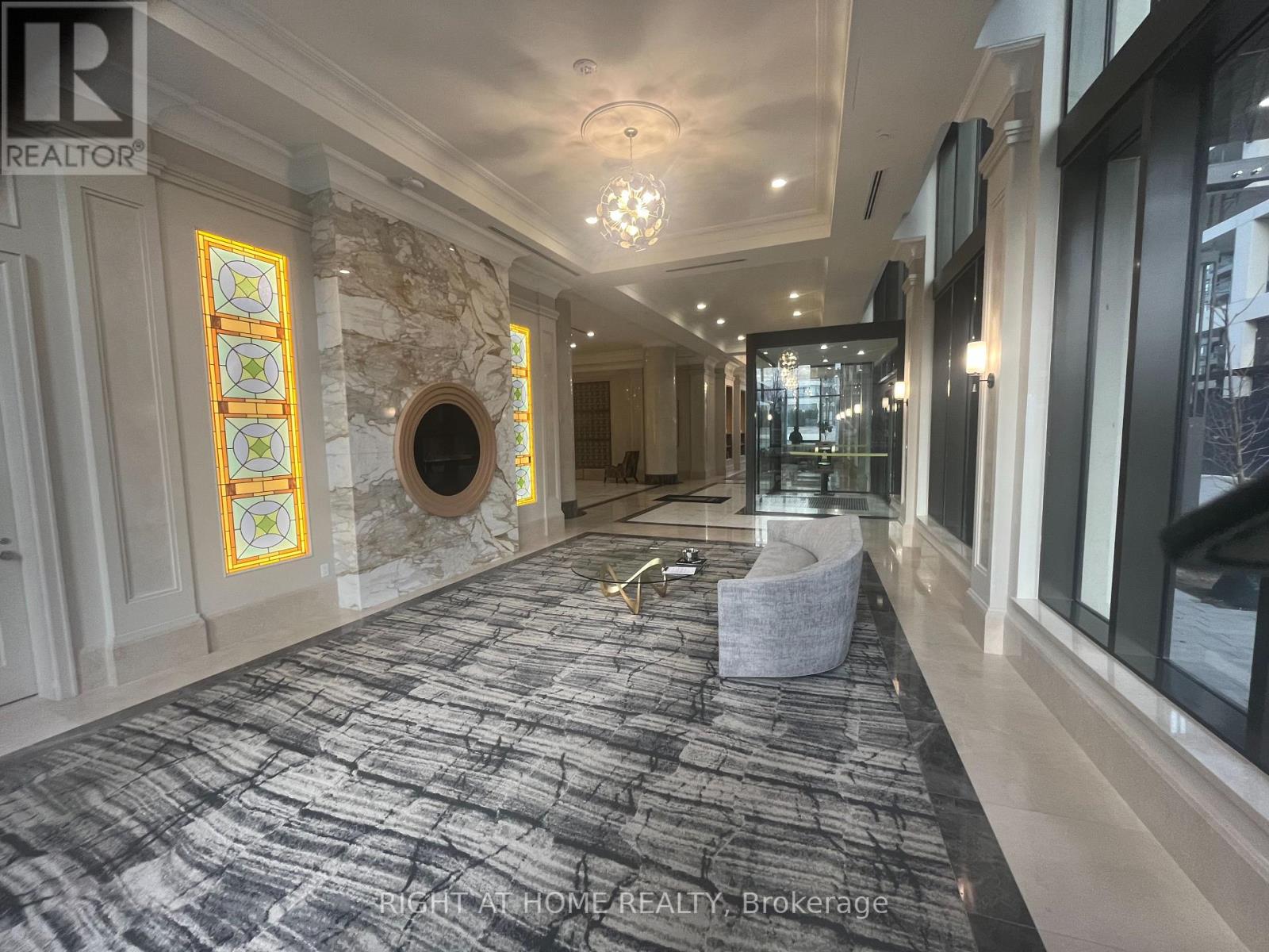 1505 - 36 Elm Drive, Mississauga, Ontario L5B 0N3 - Photo 3 - W12537318