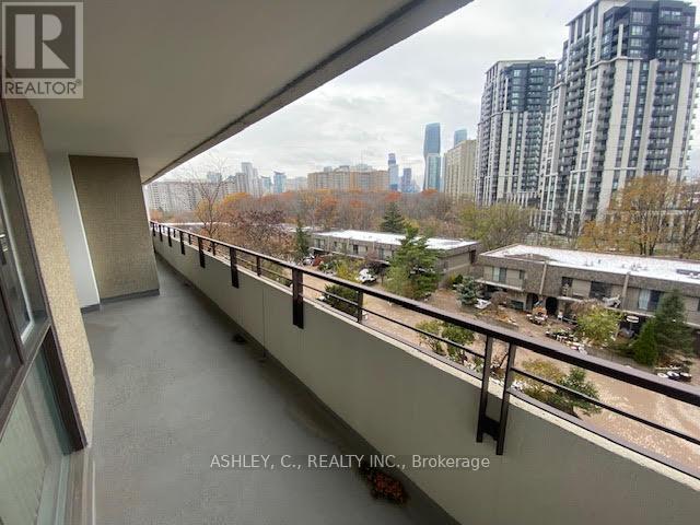 503 - 1320 Mississauga Valley Boulevard, Mississauga, Ontario  L5A 3S9 - Photo 13 - W12537326