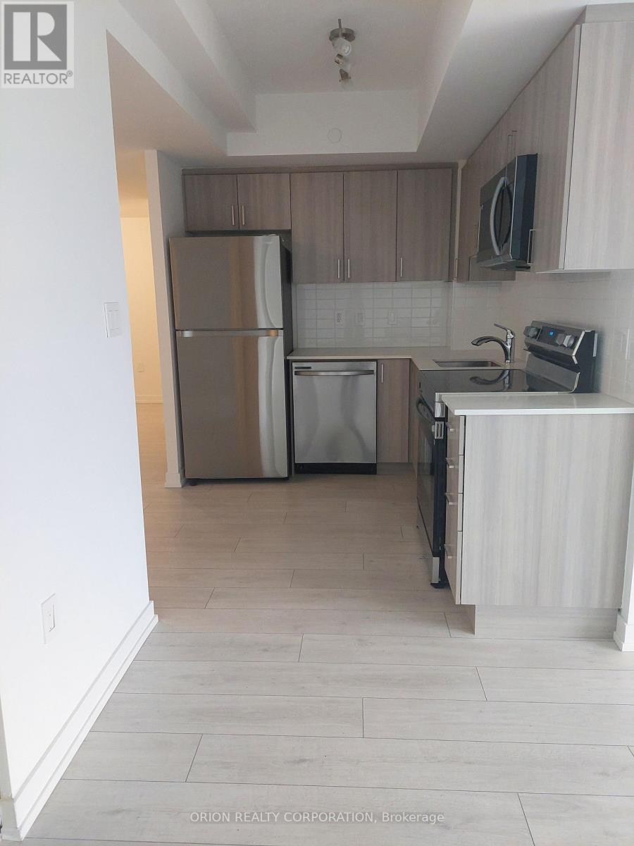 603 - 556 Marlee Avenue, Toronto, Ontario M6B 0B1 - Photo 2 - W12537340