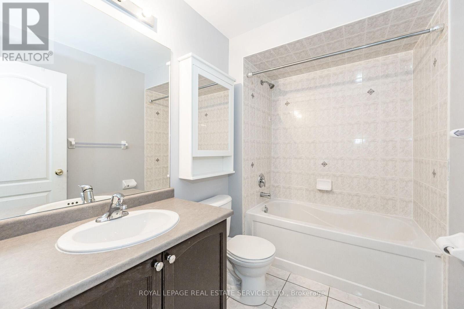 2041 Fiddlers Way, Oakville, Ontario  L6M 0M4 - Photo 24 - W12537400