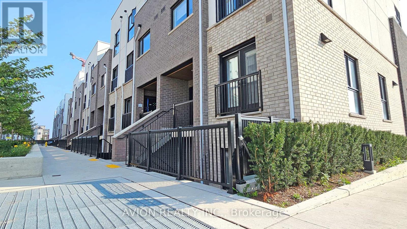 202 - 349 Wheat Boom Drive, Oakville, Ontario  L6H 7X5 - Photo 2 - W12537406