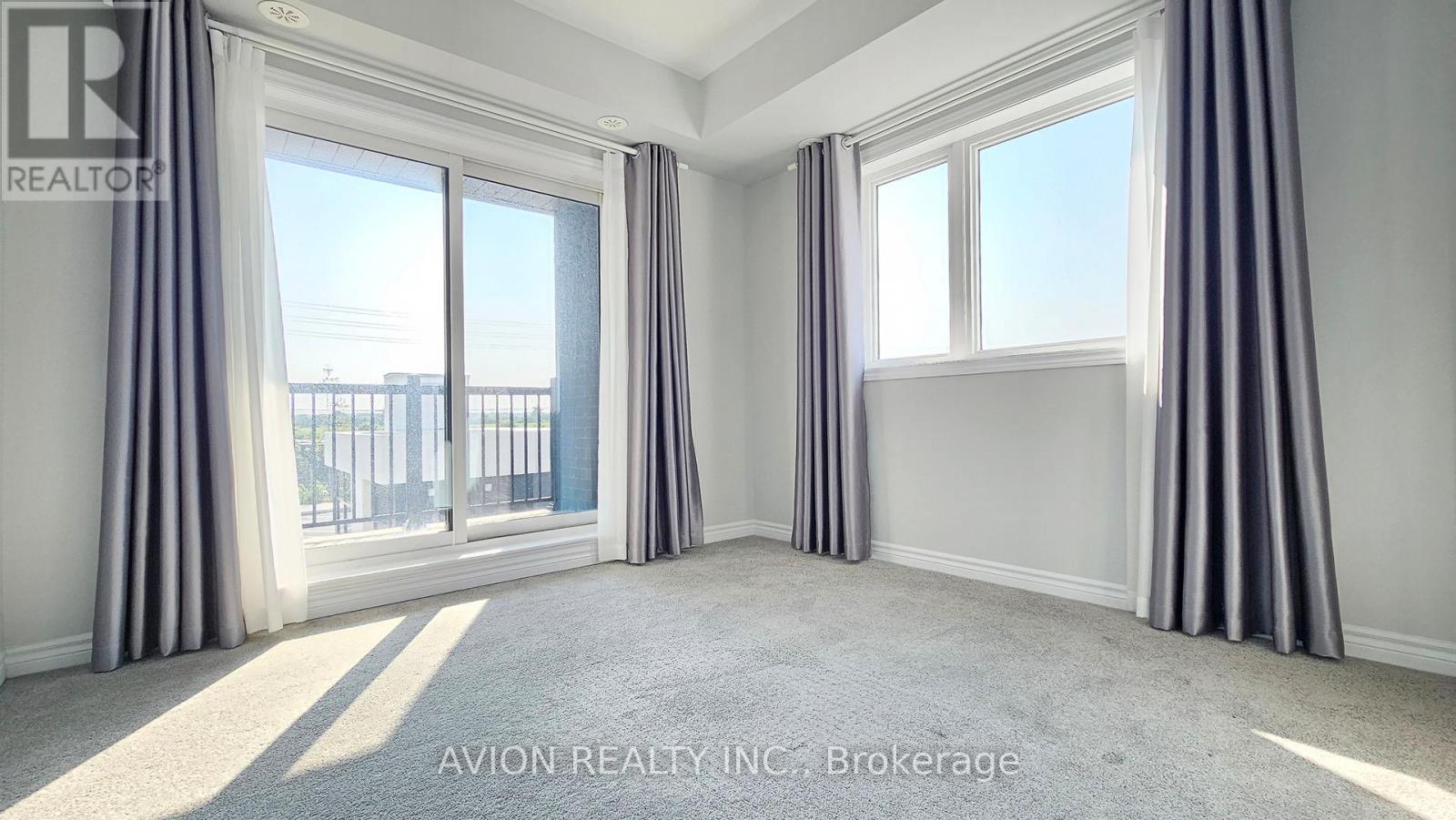 202 - 349 Wheat Boom Drive, Oakville, Ontario  L6H 7X5 - Photo 5 - W12537406