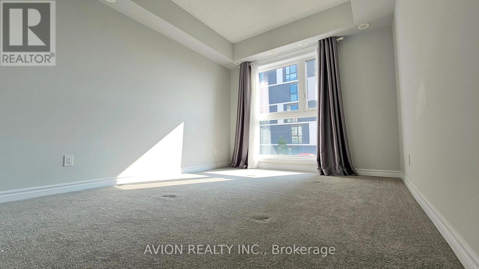 202 - 349 Wheat Boom Drive, Oakville, Ontario  L6H 7X5 - Photo 7 - W12537406