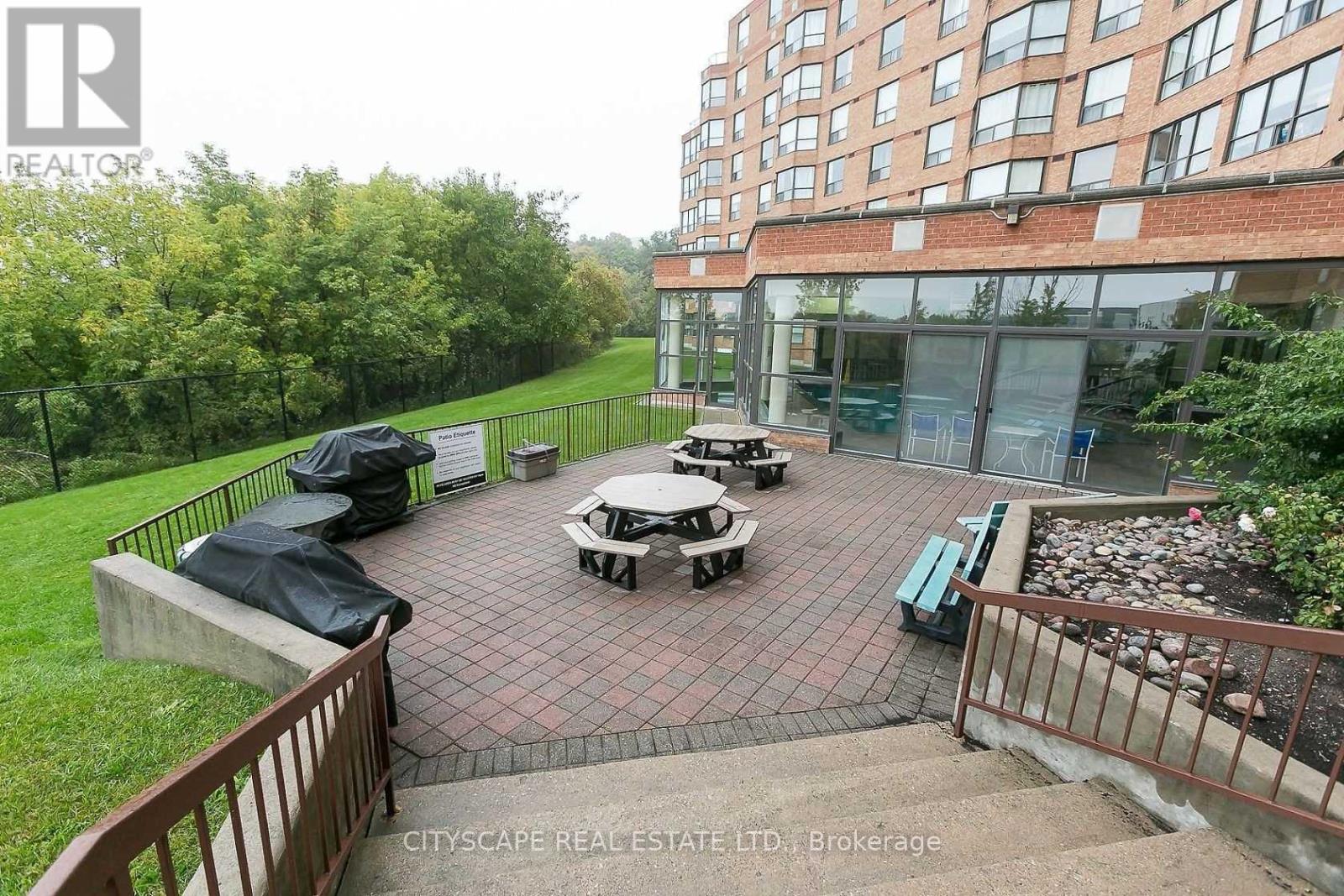 605 - 6 Humberline Drive, Toronto, Ontario  M9W 6X8 - Photo 8 - W12537454