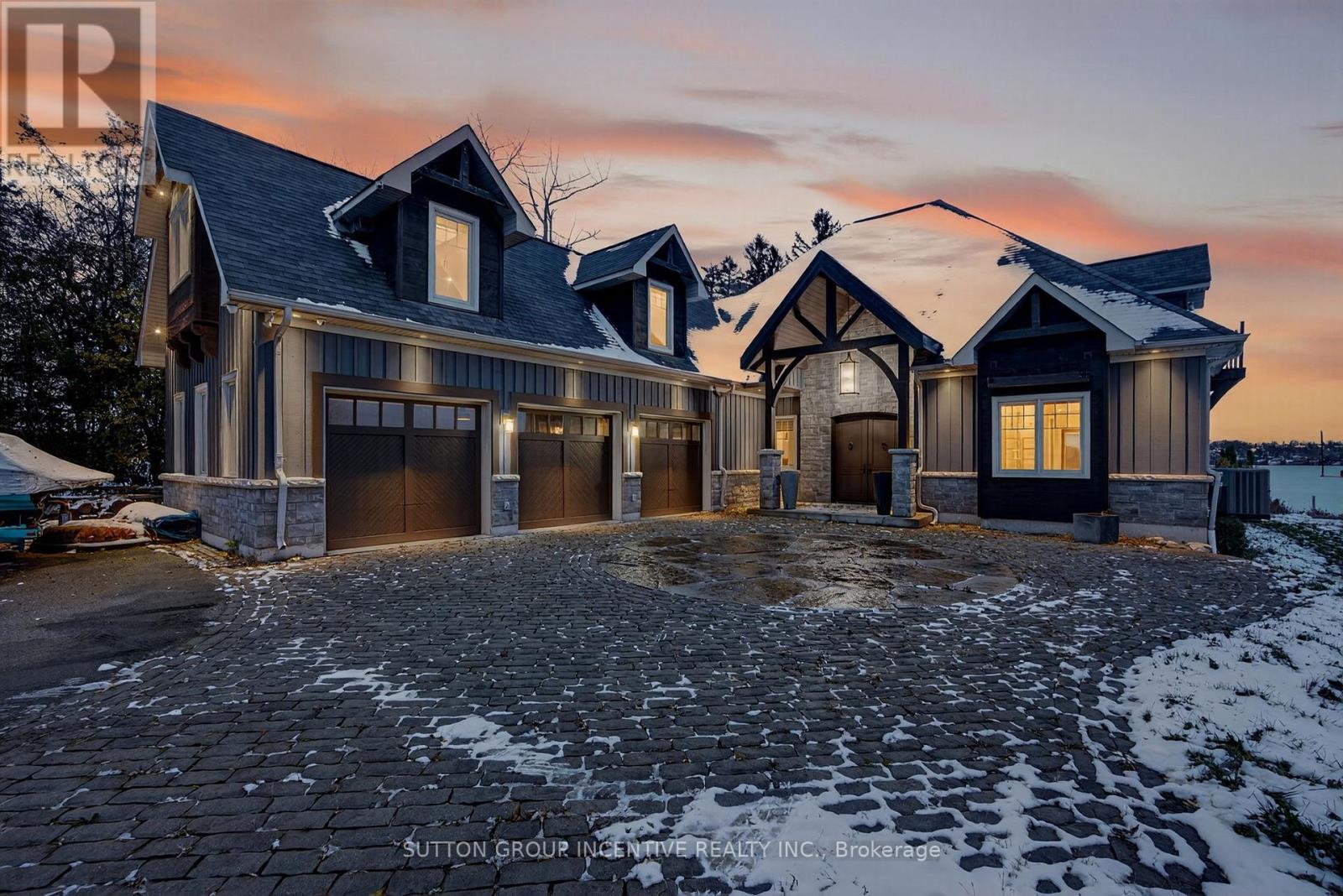 44-46 Gray Lane, Barrie, Ontario  L4N 7T1 - Photo 3 - S12518308