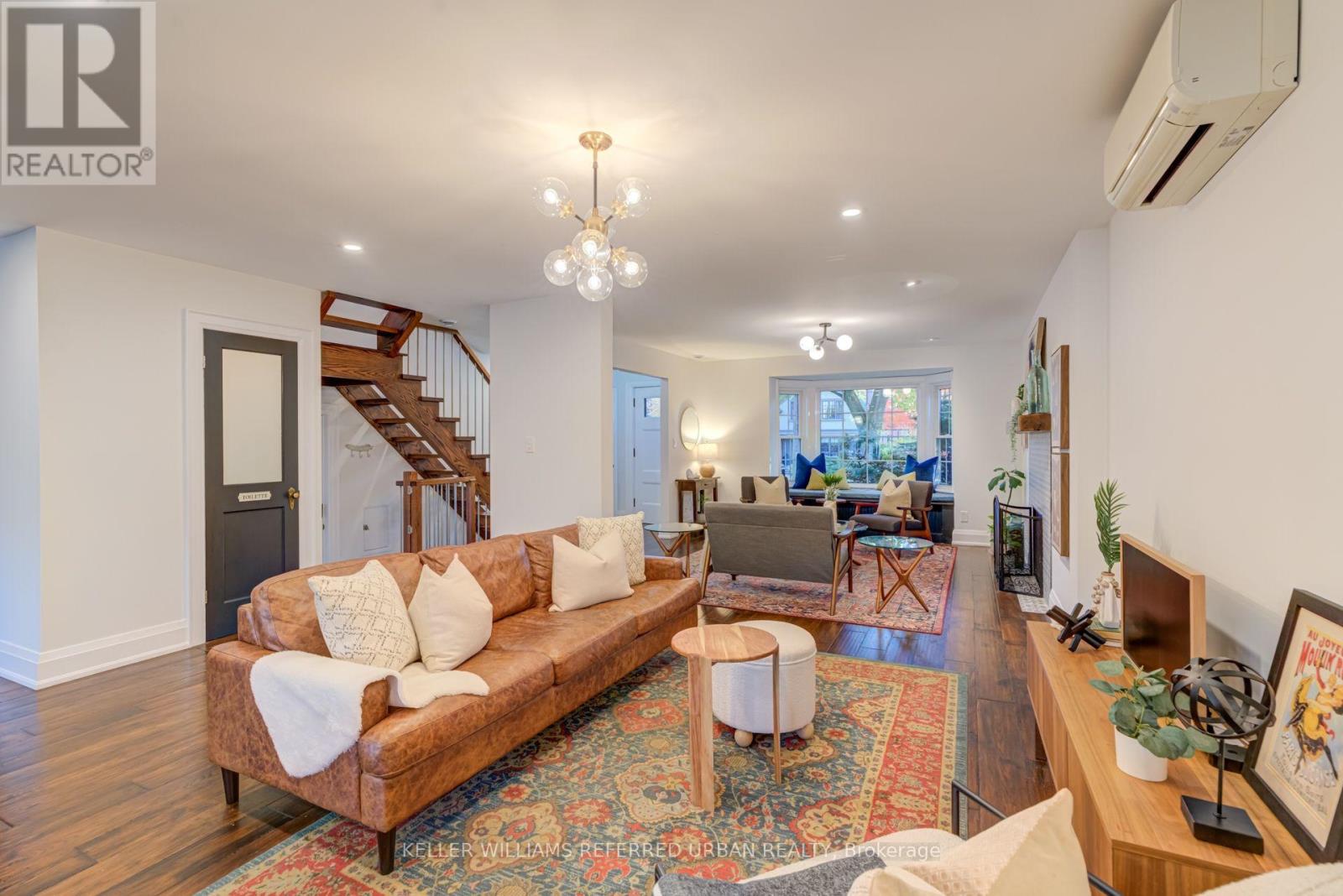 14 Meadowvale Drive, Toronto, Ontario  M8Y 2N8 - Photo 15 - W12510394