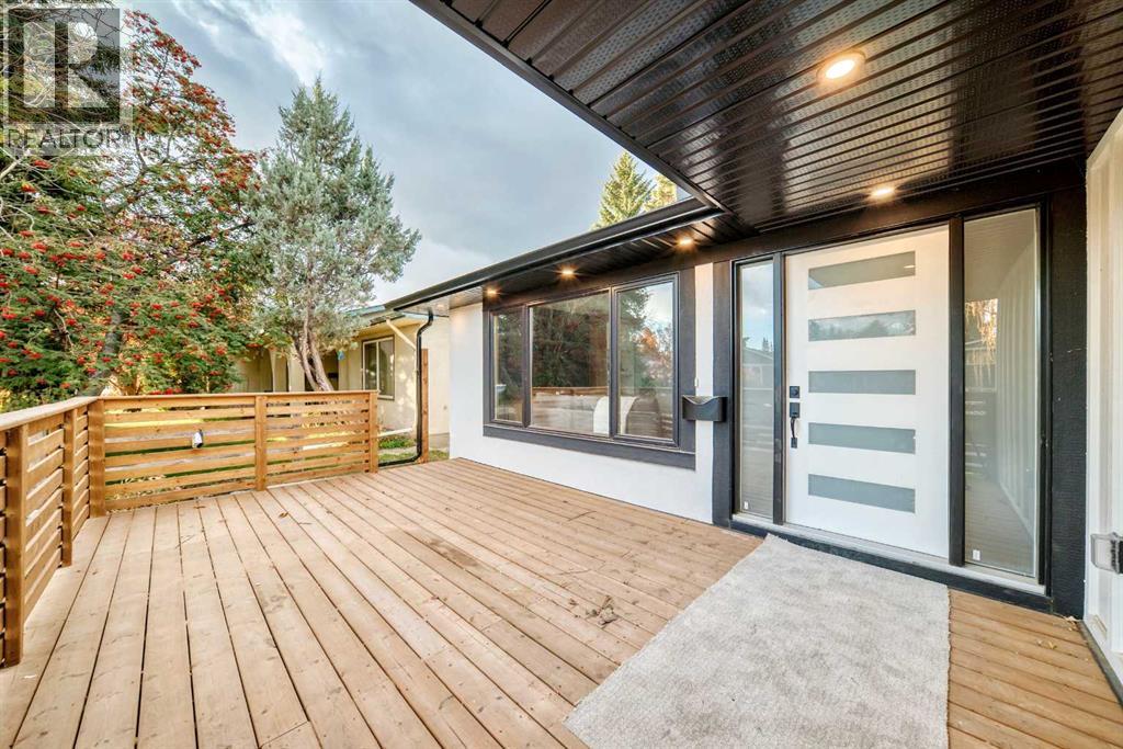 1163 Lake Wapta Road Se, Calgary, Alberta  T2J 2P3 - Photo 2 - A2265201