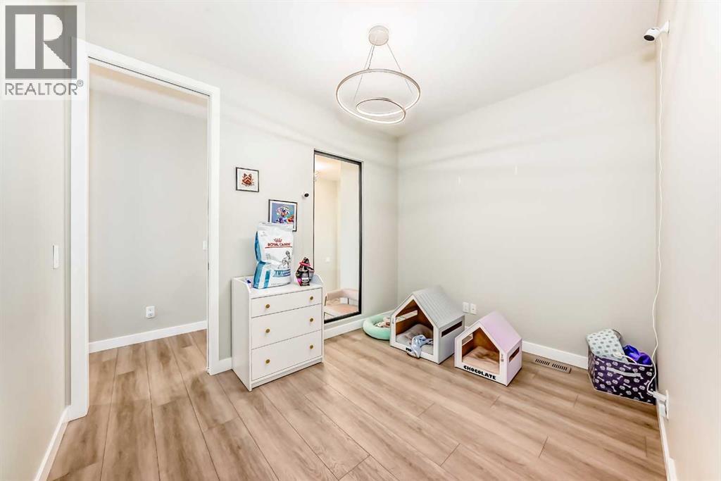 120 Magnolia Manor Se, Calgary, Alberta  T3M 2Z8 - Photo 6 - A2270300