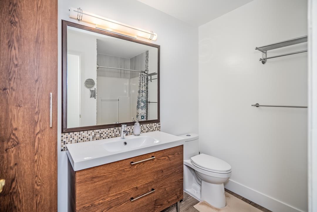 209 14993 101a Avenue, Surrey, British Columbia  V3R 0T1 - Photo 22 - R3066038