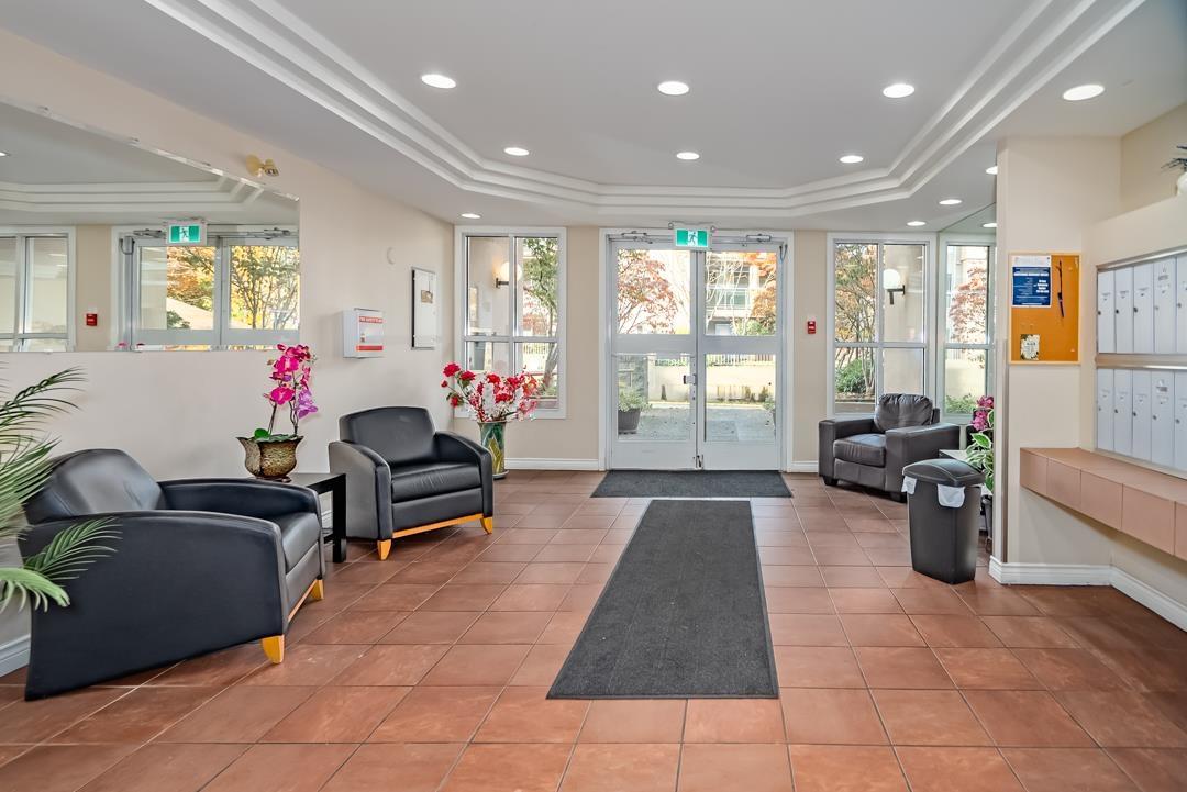 209 14993 101a Avenue, Surrey, British Columbia  V3R 0T1 - Photo 32 - R3066038