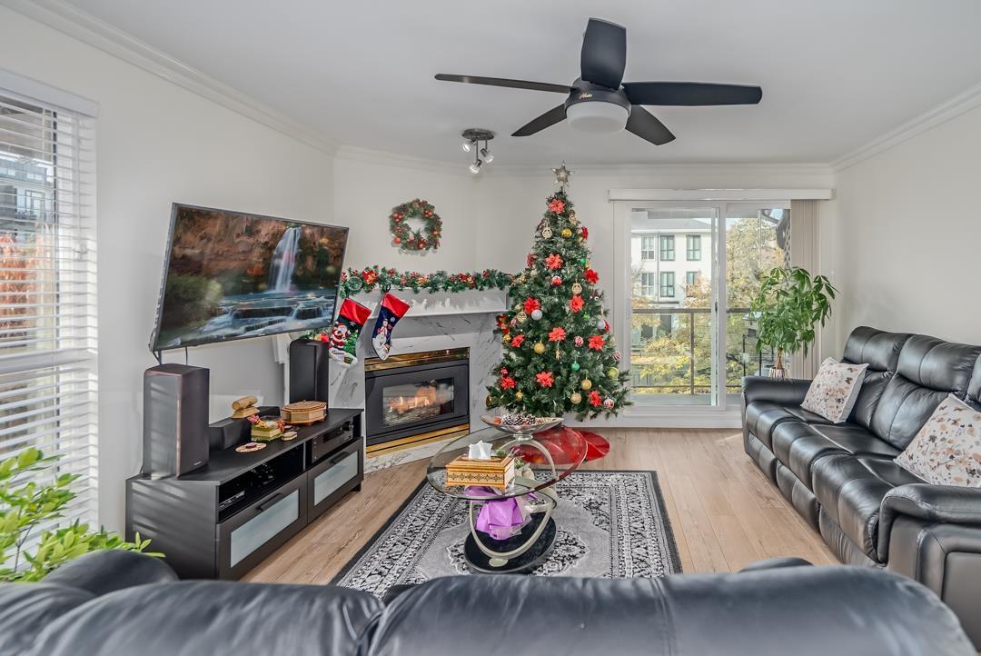 209 14993 101a Avenue, Surrey, British Columbia  V3R 0T1 - Photo 8 - R3066038