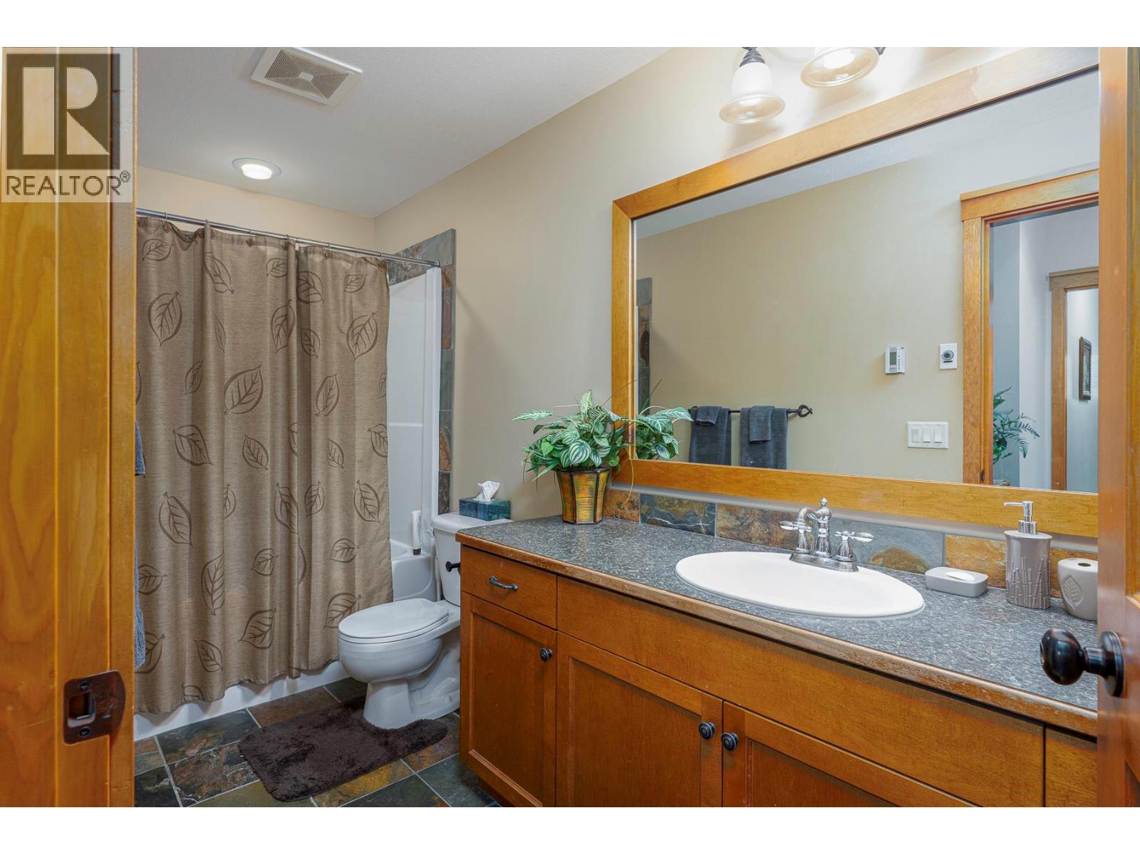 5050 Snowbird Way Unit# 204 Big White Photo 19