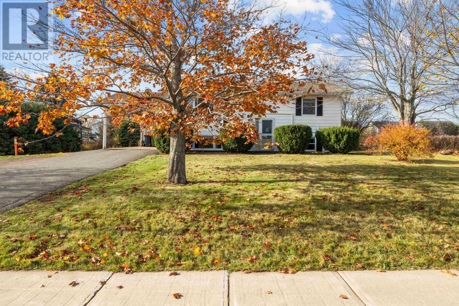 313 Lower Malpeque Road, West Royalty, Prince Edward Island  C1E 1S8 - Photo 2 - 202527729