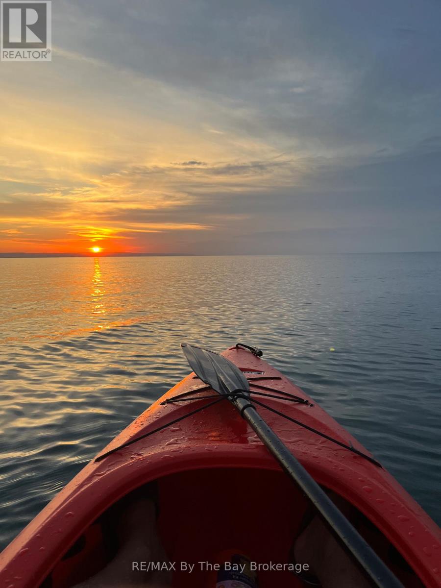 762 Eastdale Drive, Wasaga Beach, Ontario  L9Z 2R2 - Photo 45 - S12379620