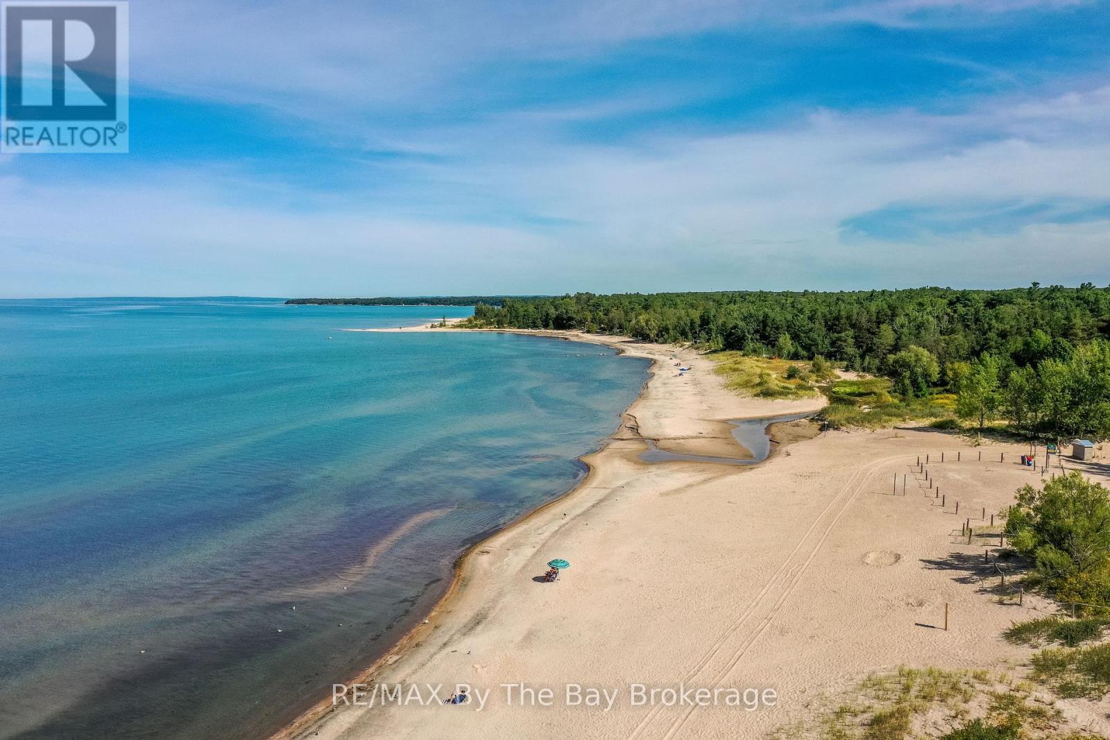 762 Eastdale Drive, Wasaga Beach, Ontario  L9Z 2R2 - Photo 41 - S12379620